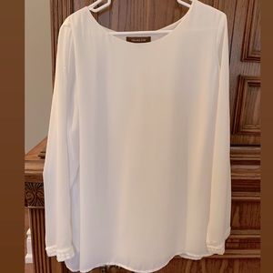 Perfect white blouse!